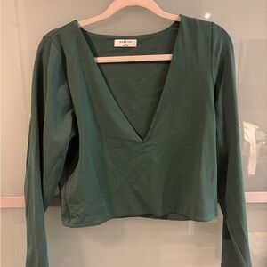 Aritzia Babaton Forest Green V-Neck Contour Long Sleeve
